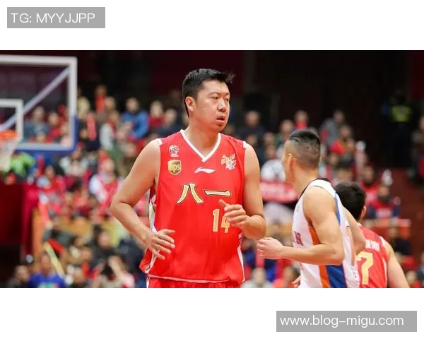 2018年CBA精彩对决山东队与八一队巅峰之战回顾与分析